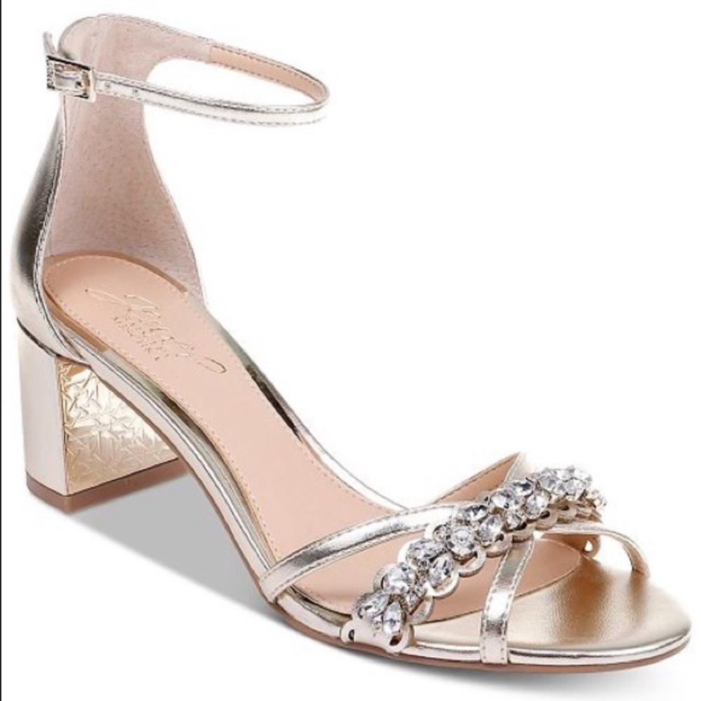 Size 5. Gold 2.25” heel. Jewel by Badgley Mischka